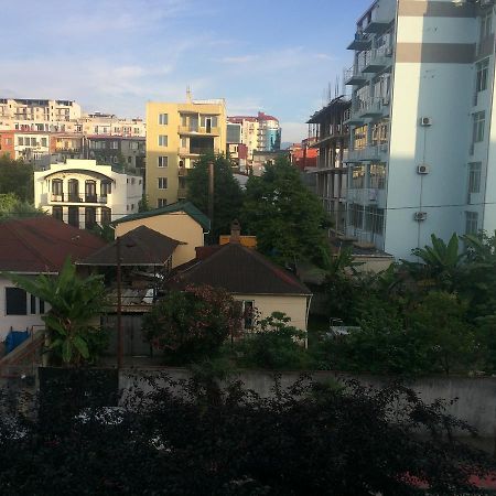 Apartment On Khinikadze 4 Batumi Kültér fotó